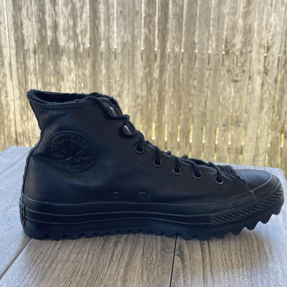 Converse Chuck Taylor All Star Shoes Womens Size 10 Leather Faux Fur Winter Warm - Picture 8 of 14